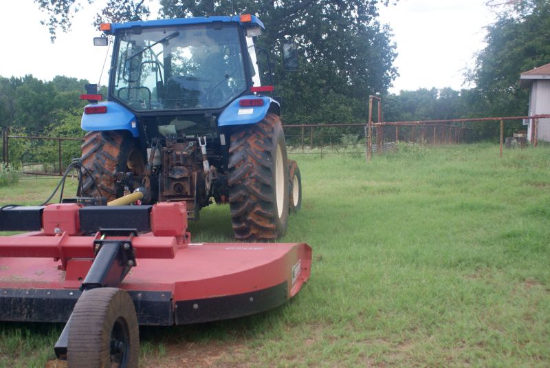 Acreage Mowing Service in Waldorf, MD